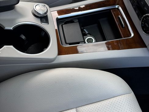 Used 2013 Mercedes-Benz GLK 350 4MATIC image 13