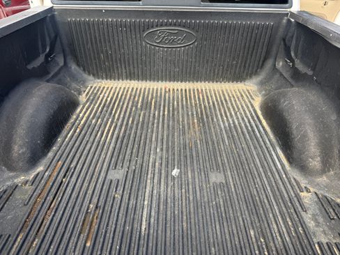 Used 2005 Ford F150 XLT image 12