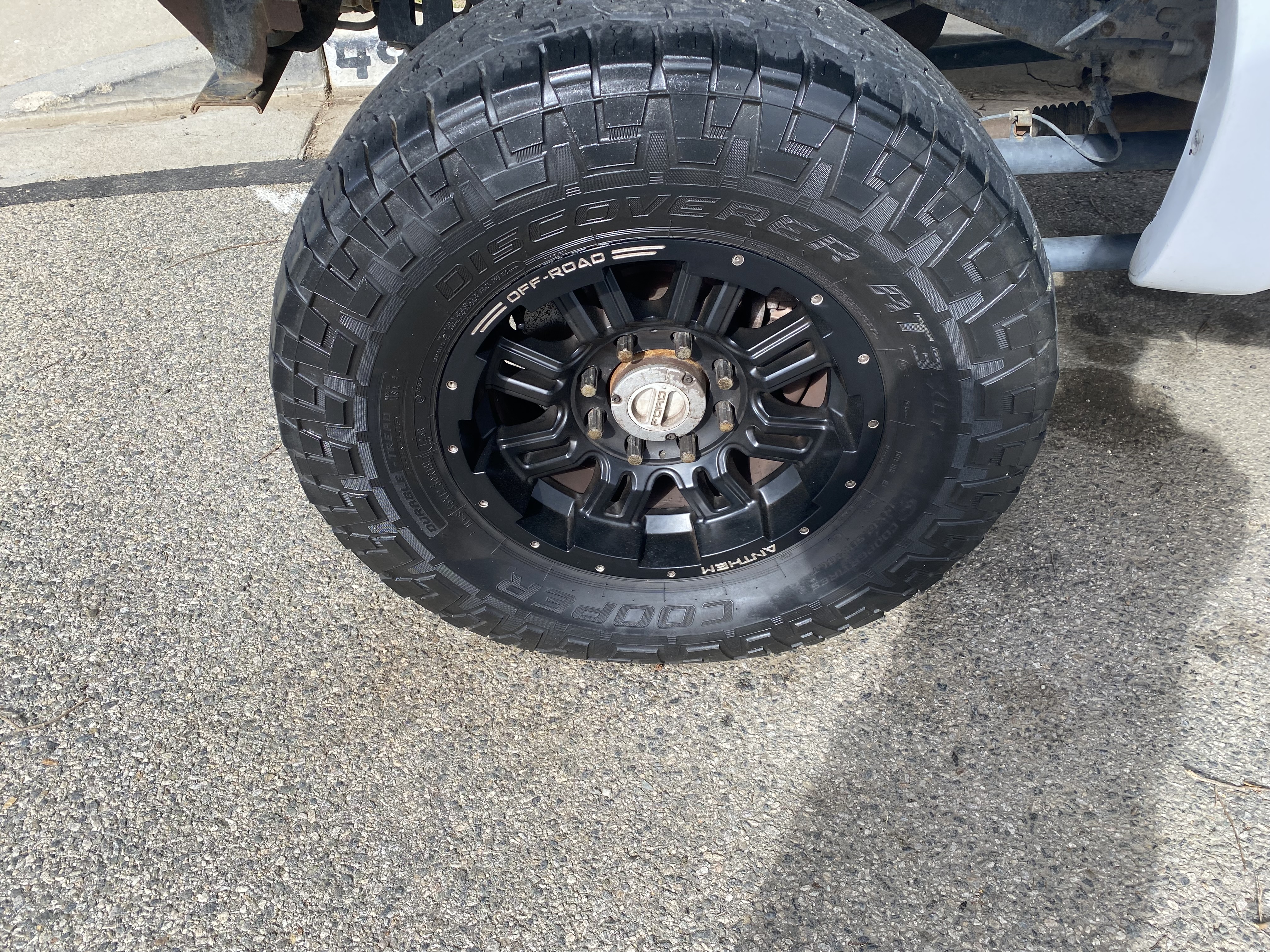 Used 2005 Ford F250 XLT AWD/4WD image 2