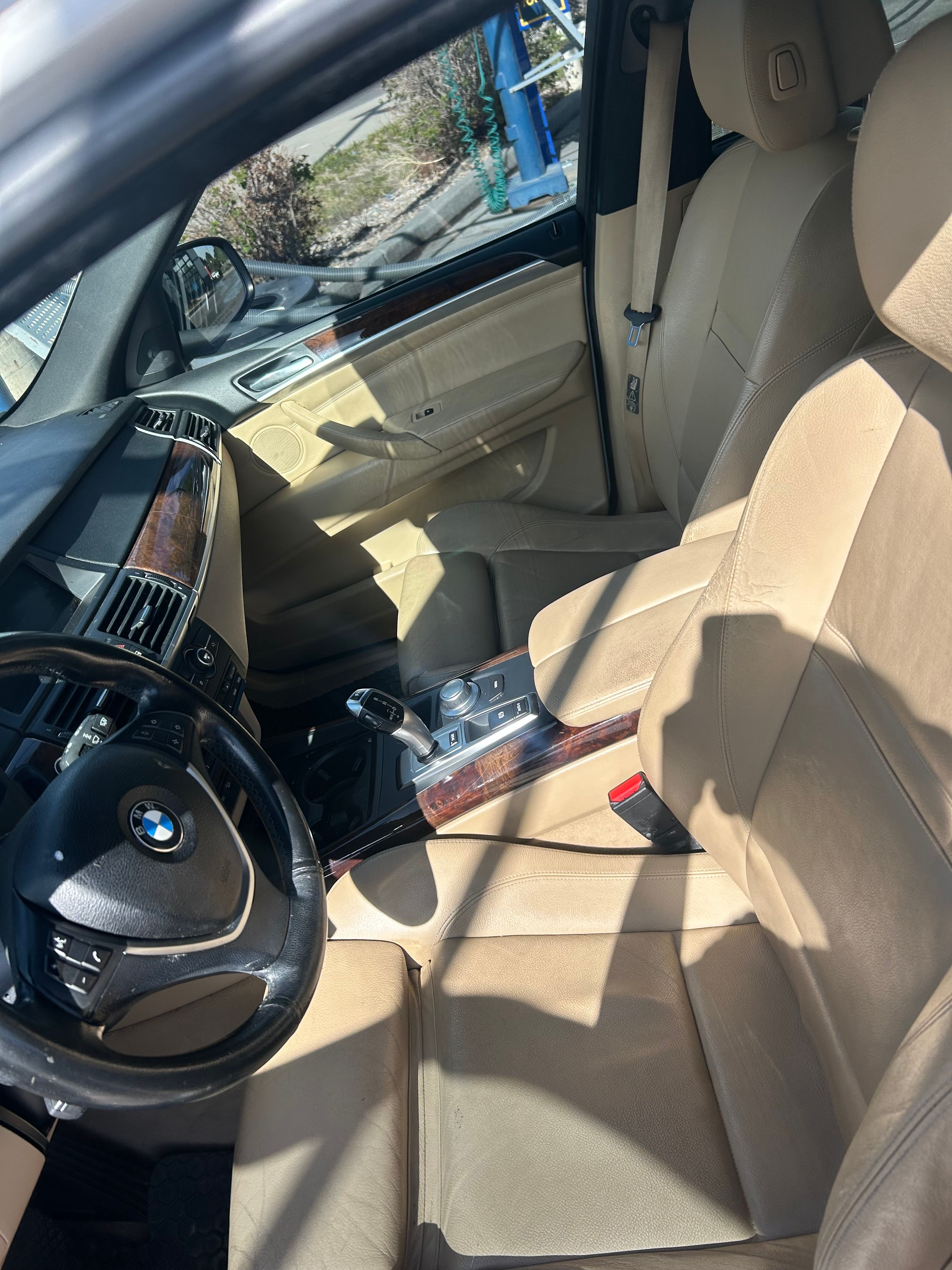 Used 2009 BMW X5 xDrive48i AWD/4WD image 8