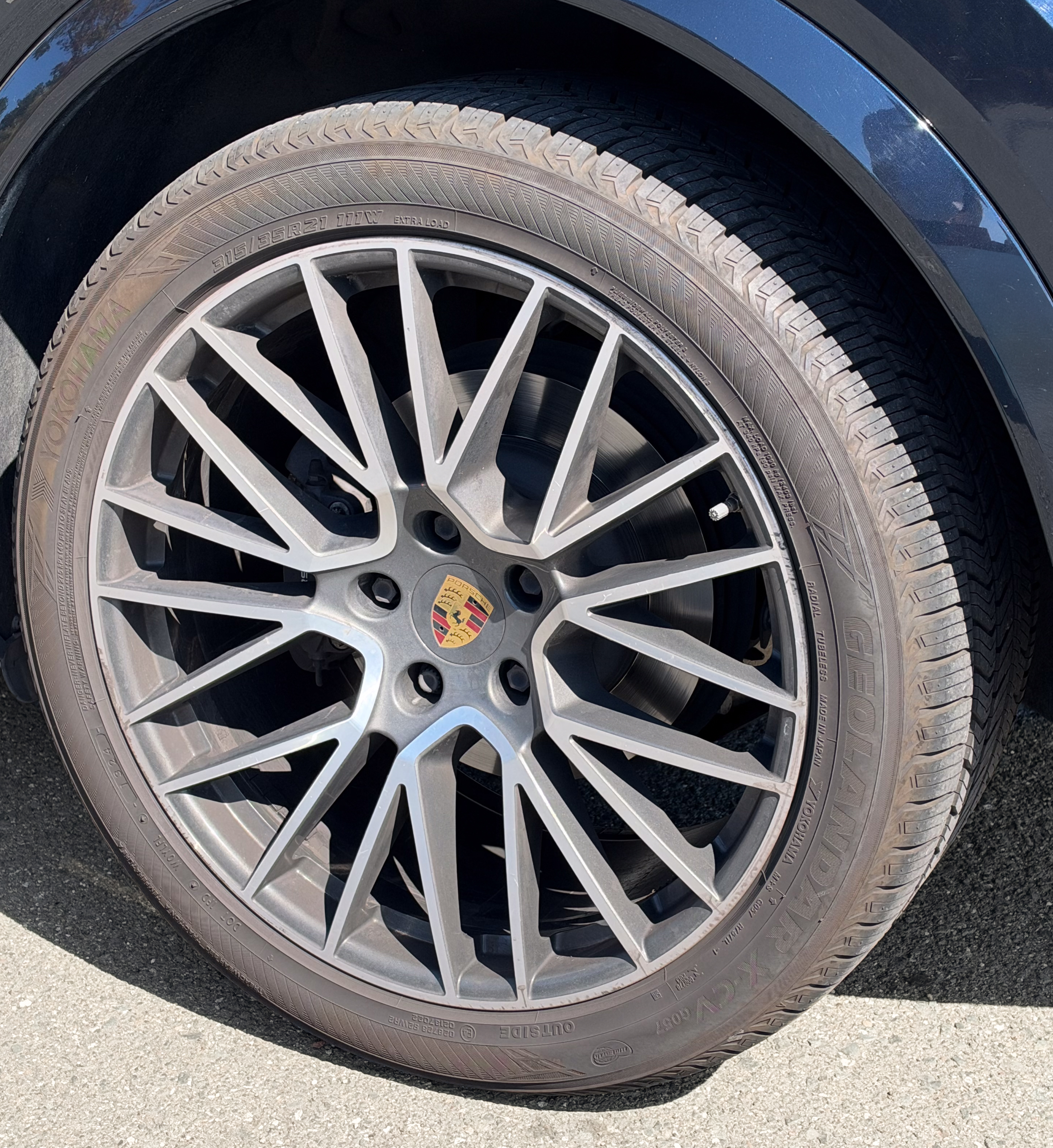 Used 2020 Porsche Cayenne AWD/4WD image 22