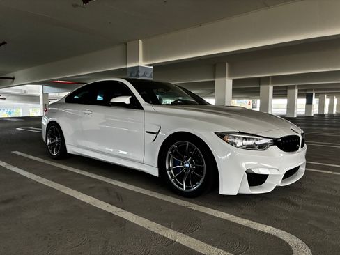 Used 2016 BMW M4 Coupe image 5