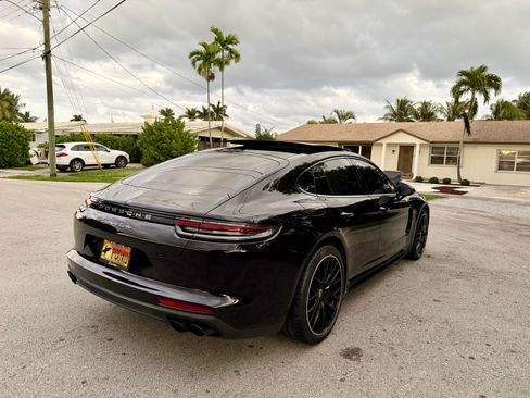 Used 2018 Porsche Panamera Turbo w/ Sport Package image 6