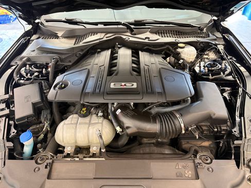 Used 2021 Ford Mustang GT Premium w/ Equipment Group 401A RWD image 11