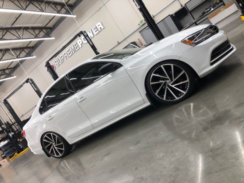 Used 2015 Volkswagen Jetta S image 1