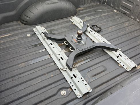 Used 2022 Ford F250 Lariat w/ Lariat Ultimate Package image 4