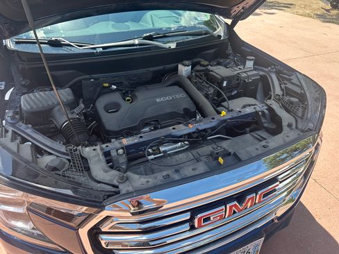 Used 2022 GMC Terrain SLT w/ Infotainment Package II AWD/4WD image 15
