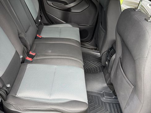 Used 2018 Ford Escape SE FWD image 20