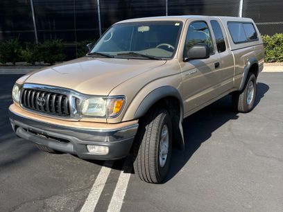 Used 2004 Toyota Tacoma PreRunner w/ Convenience Pkg
