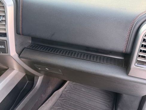 Used 2019 Ford F150 Platinum w/ Equipment Group 701A Luxury image 11