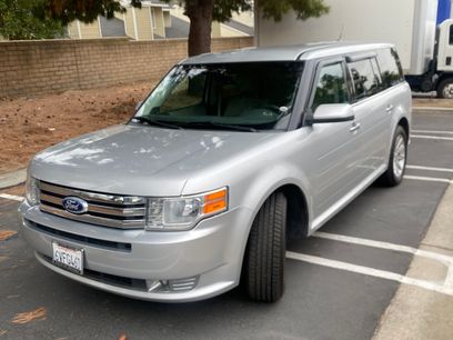 Used 2011 Ford Flex SEL w/ Rapid Spec Order Code