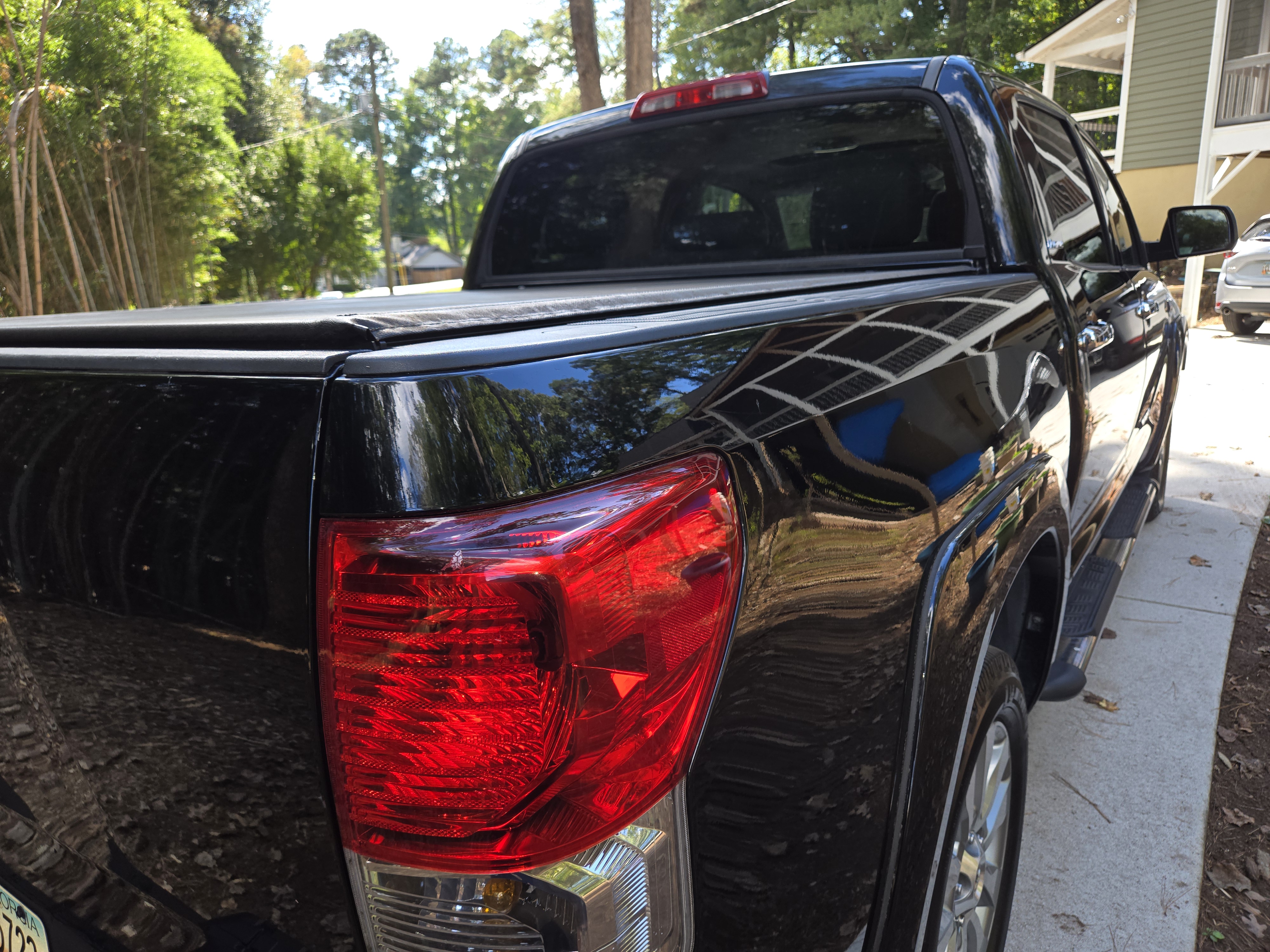 Used 2012 Toyota Tundra Limited w/ Platinum Pkg RWD image 5