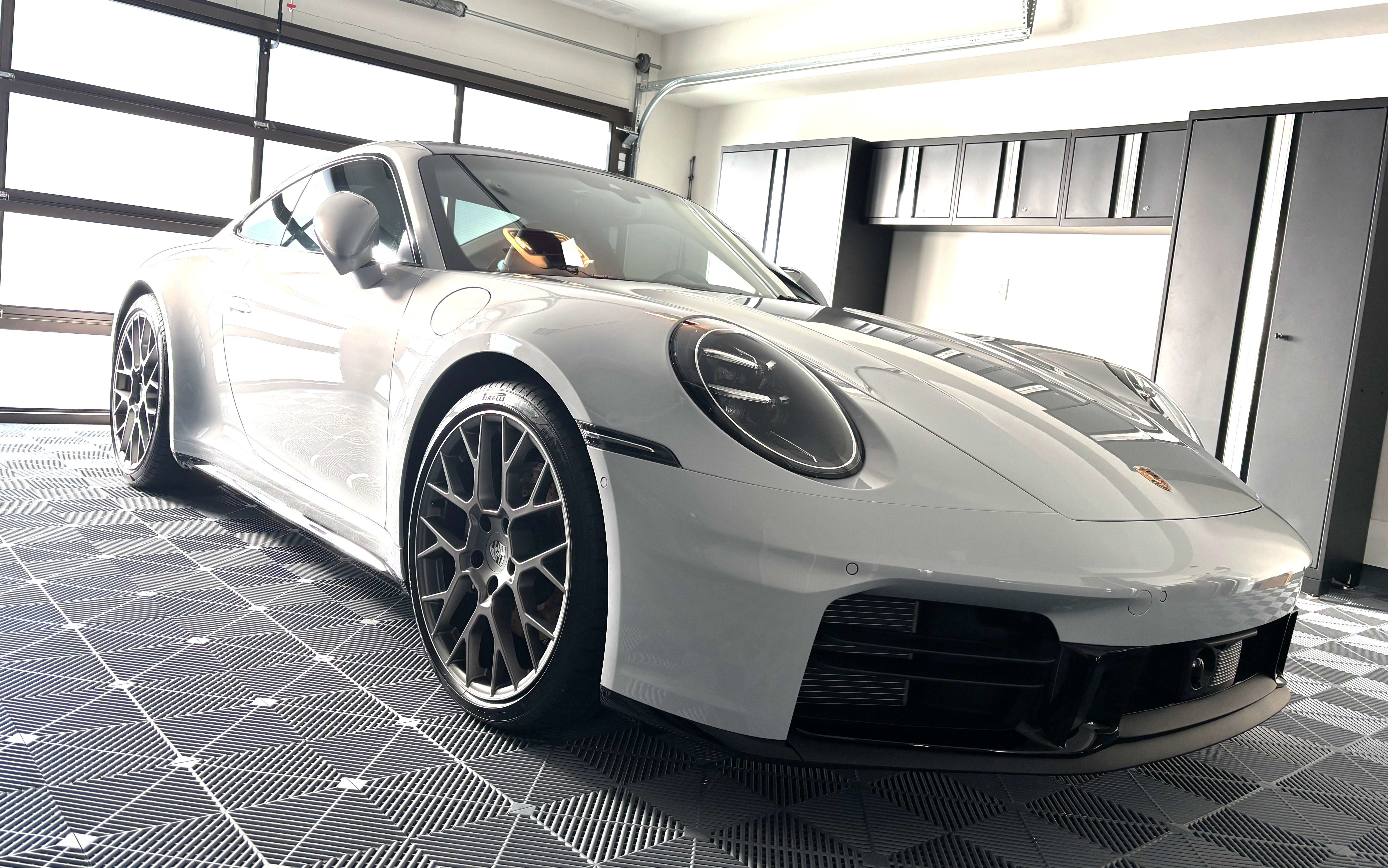 Used 2025 Porsche 911 Carrera RWD image 12
