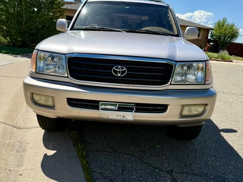 Used 2000 Toyota Land Cruiser AWD/4WD image 5