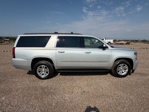 Used 2020 Chevrolet Suburban LT AWD/4WD image 6