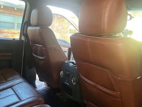 Used 2012 Ford F450 King Ranch w/ King Ranch w/Chrome Pkg image 13