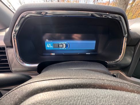 Used 2022 Ford F150 Lightning Pro image 6