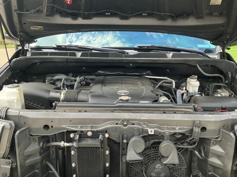 Used 2022 Toyota Sequoia Nightshade image 27