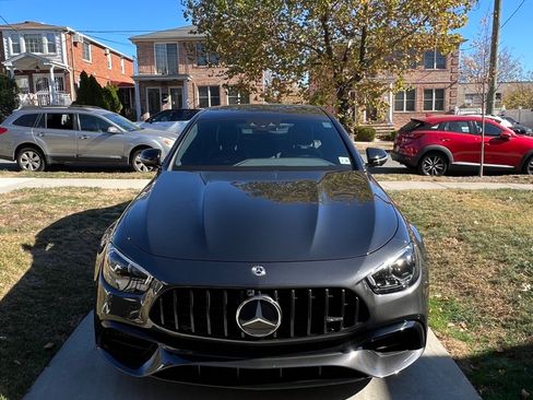 Used 2021 Mercedes-Benz E 63 AMG S image 1