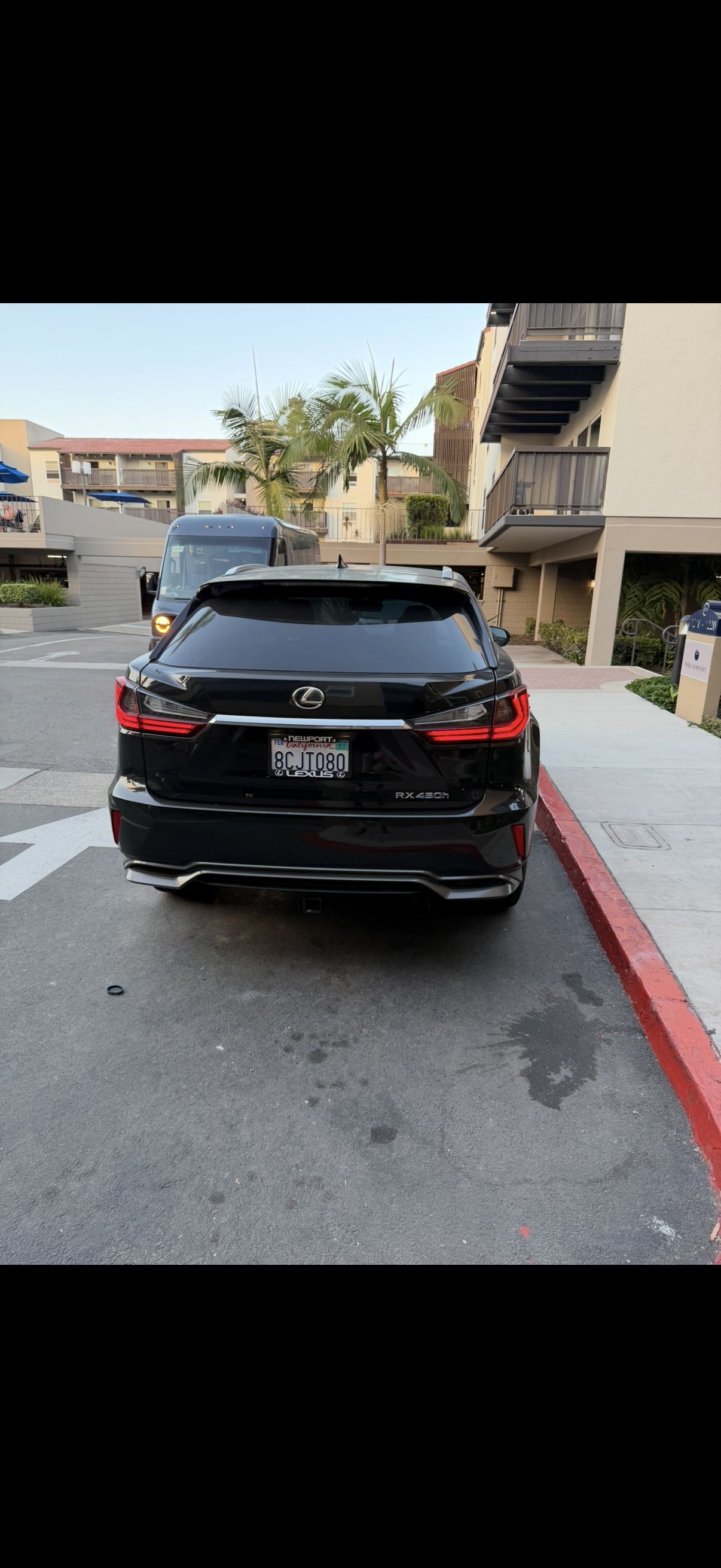 Used 2018 Lexus RX 450h AWD w/ Premium Package image 23