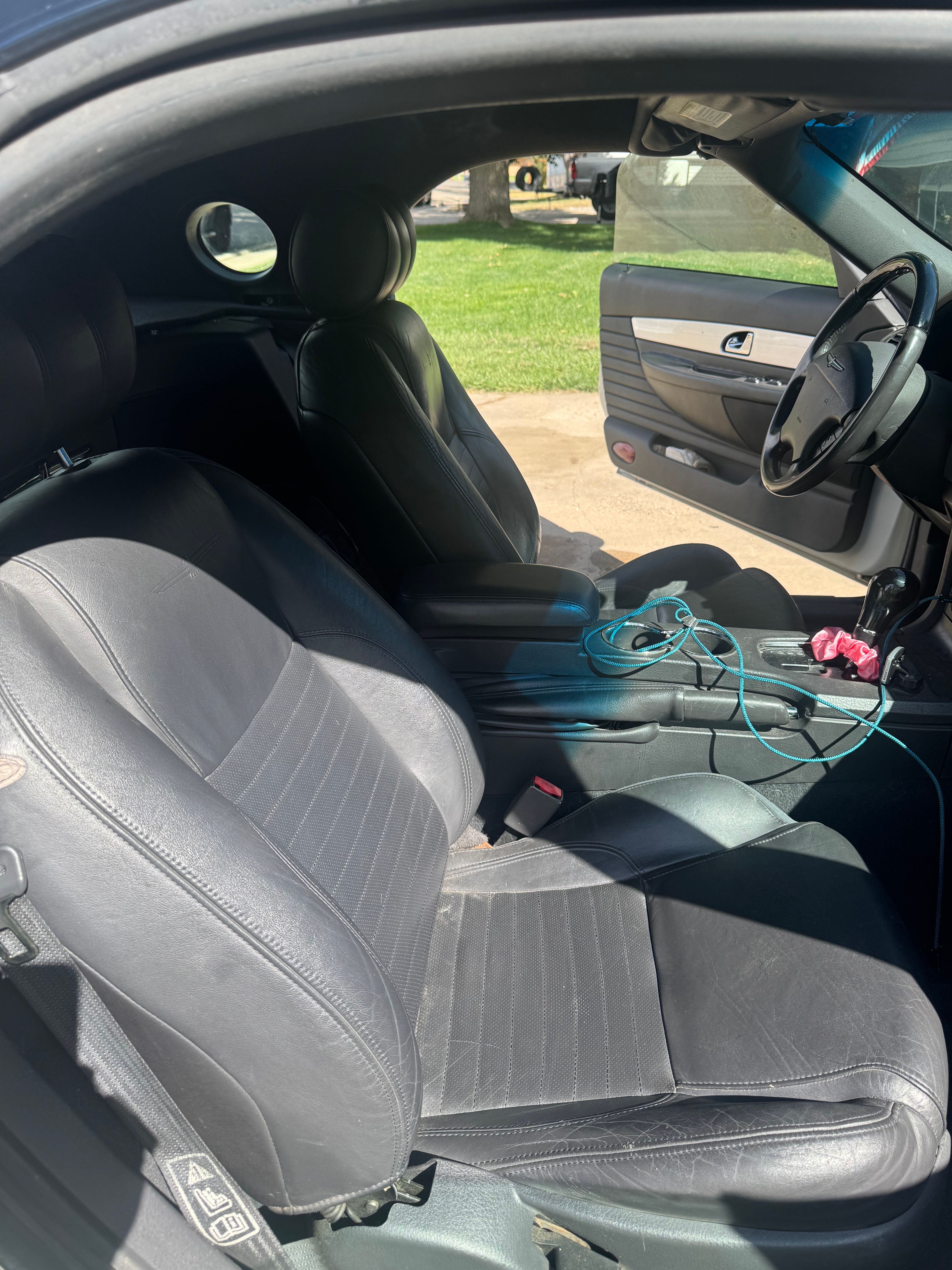 Used 2002 Ford Thunderbird RWD image 12