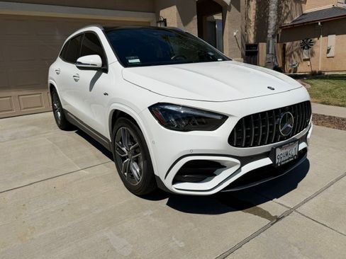 Used 2025 Mercedes-Benz GLA 35 AMG 4MATIC image 10