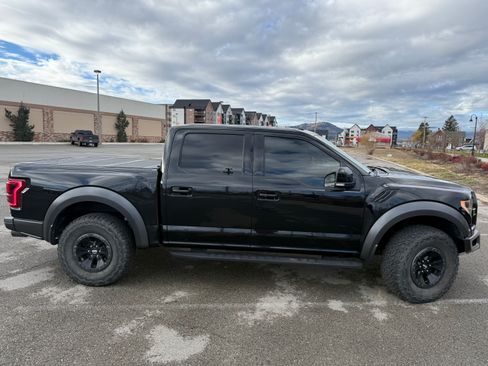 Used 2018 Ford F150 Raptor w/ Equipment Group 802A Luxury image 5