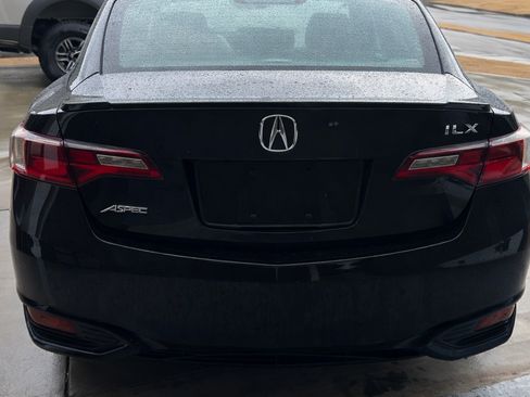 Used 2018 Acura ILX image 11