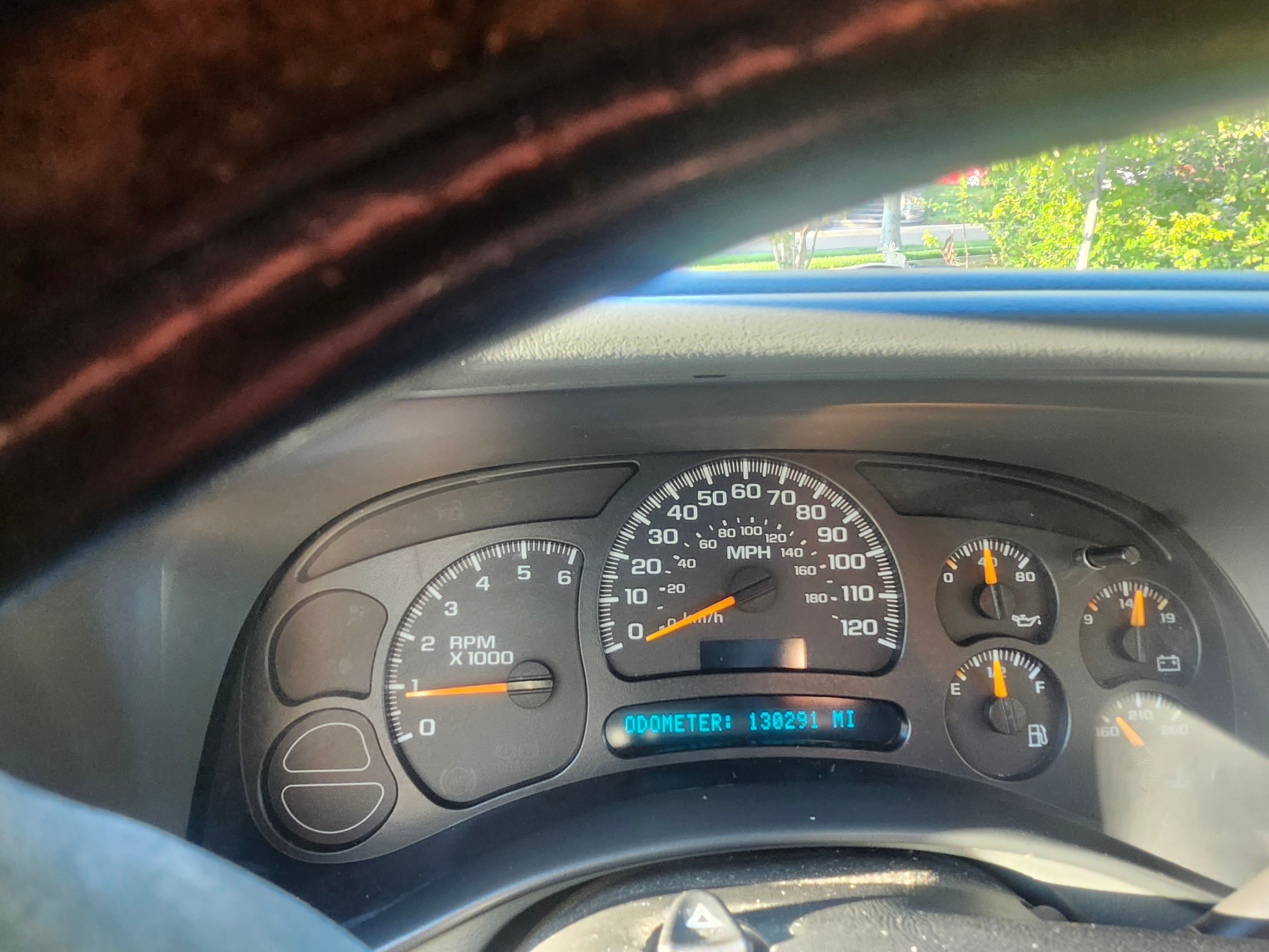 Used 2005 Chevrolet Avalanche Z71 w/ Sun And Sound Package AWD/4WD image 16