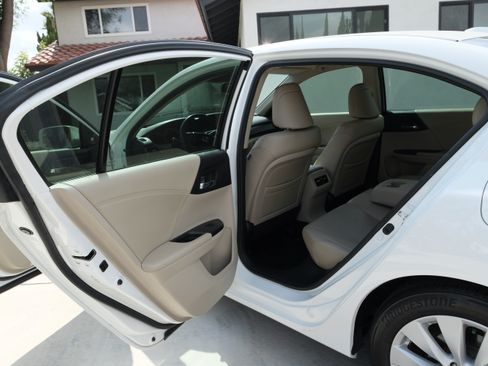 Used 2013 Honda Accord EX-L image 16