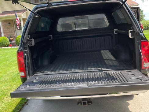 Used 2005 Dodge Ram 2500 Truck SLT w/ Quad Cab Big Horn Value Group RWD image 4