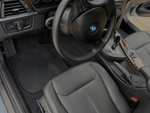 Used 2013 BMW 335i Sedan RWD image 14