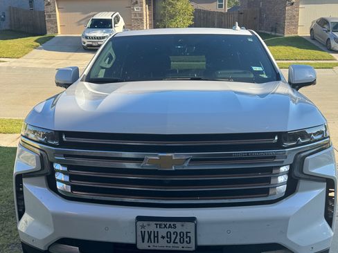 Used 2022 Chevrolet Tahoe High Country image 5