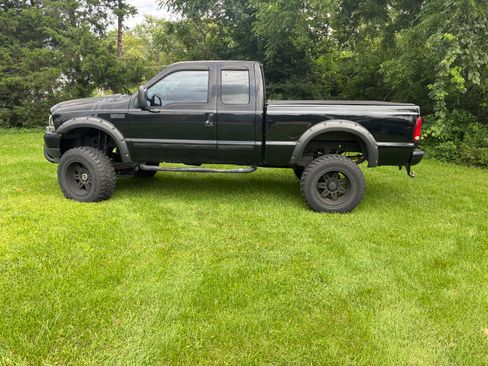 Used 2002 Ford F250 4x4 SuperCab Super Duty image 6