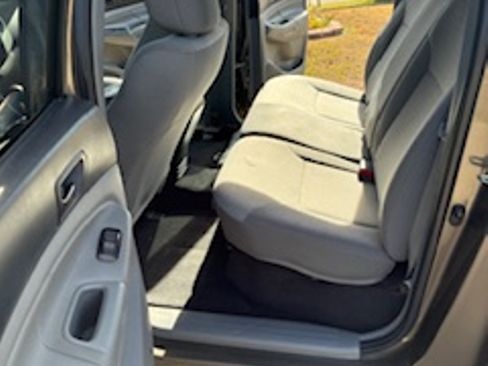 Used 2015 Toyota Tacoma PreRunner image 9