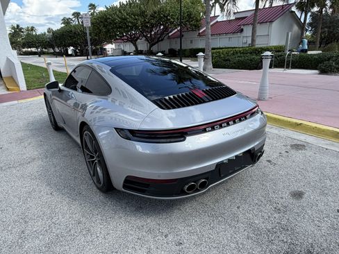 Used 2020 Porsche 911 Carrera S image 5