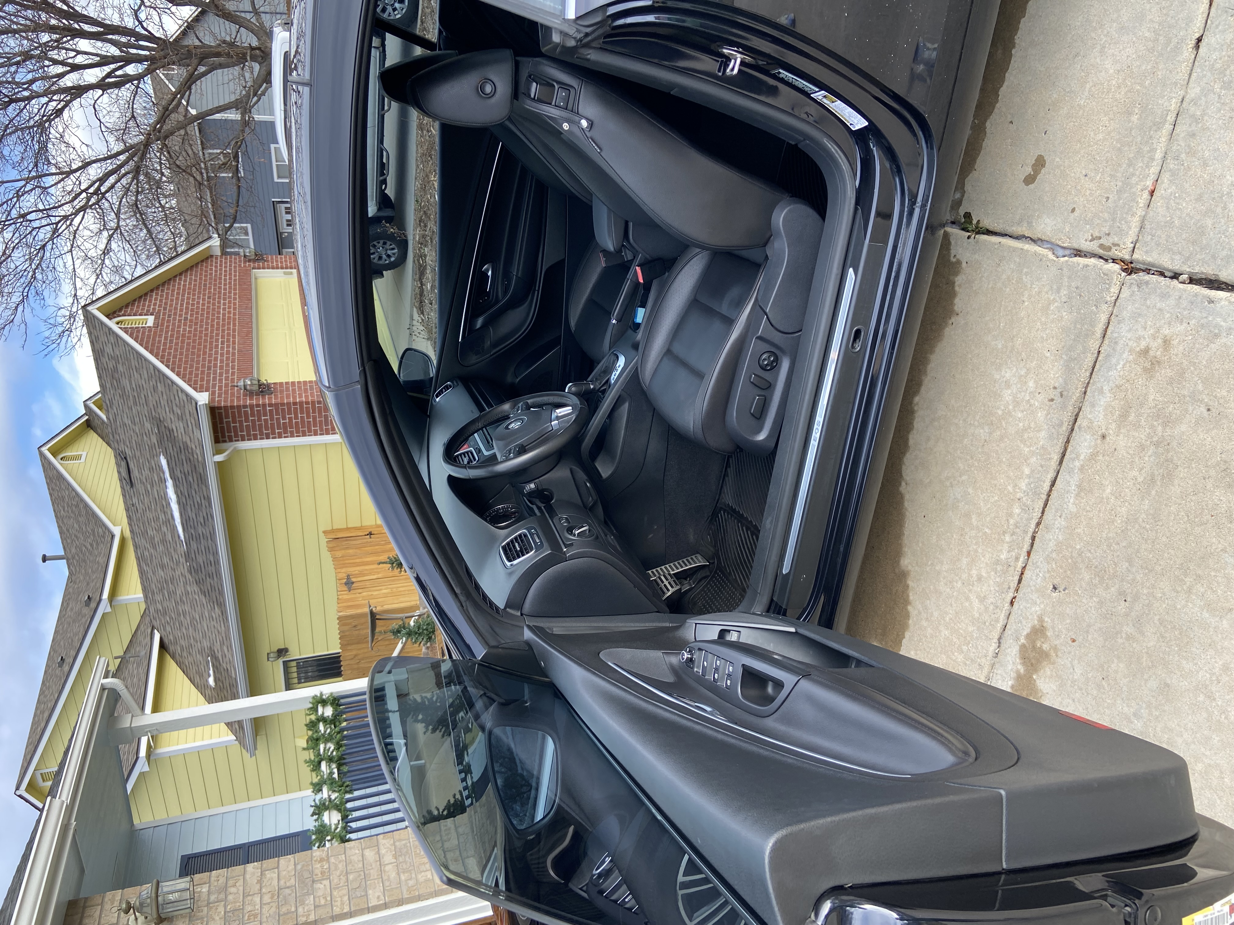 Used 2013 Volkswagen Eos FWD image 5