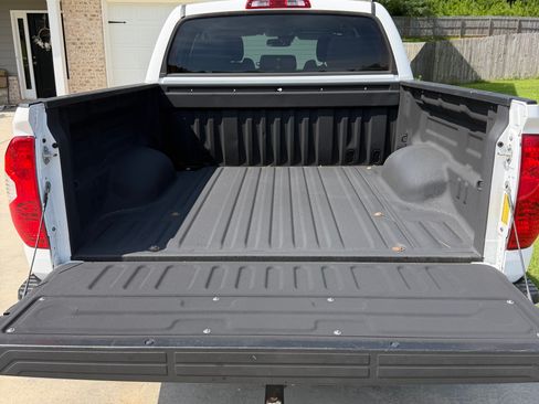 Used 2021 Toyota Tundra SR5 AWD/4WD image 6