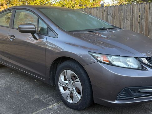 Used 2015 Honda Civic LX image 2