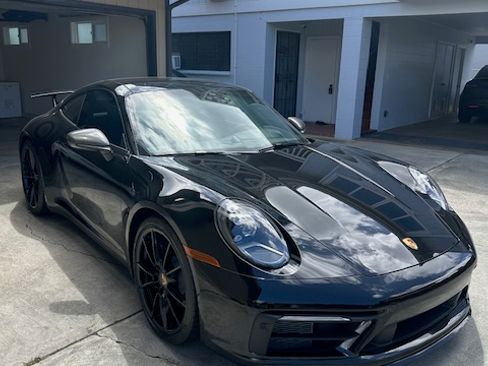 Used 2024 Porsche 911 Carrera image 4