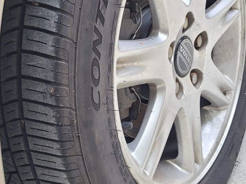 Used 2001 Volvo S60 2.4T image 15