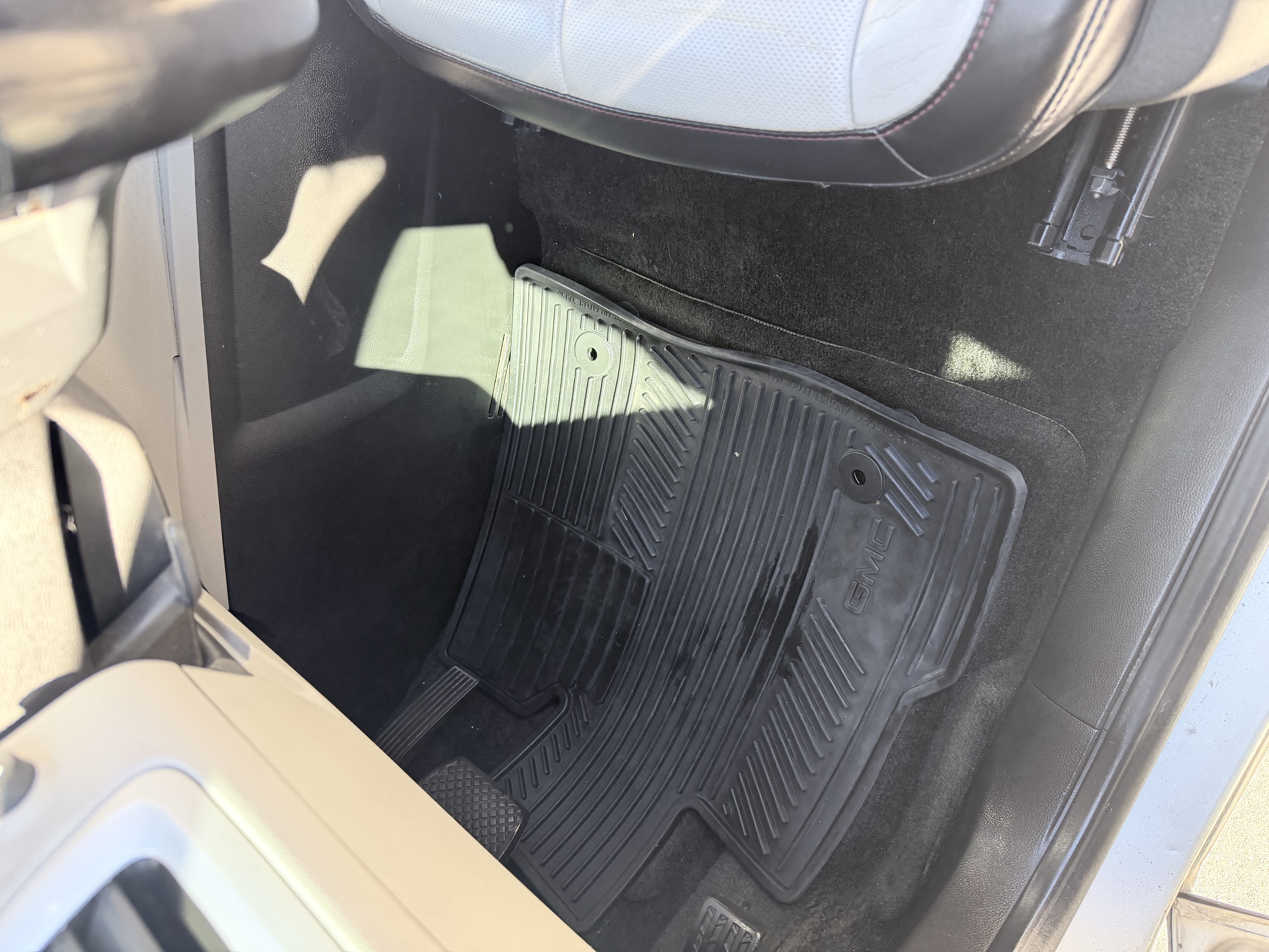 Used 2015 GMC Terrain SLT w/ Chrome Edition FWD image 10