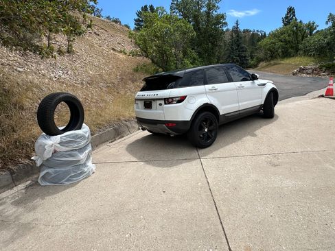 Used 2014 Land Rover Range Rover Evoque Pure Plus AWD/4WD image 9