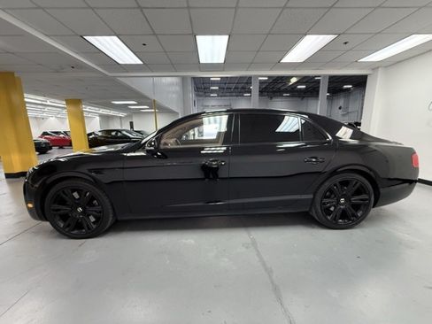Used 2016 Bentley Flying Spur V8 image 4