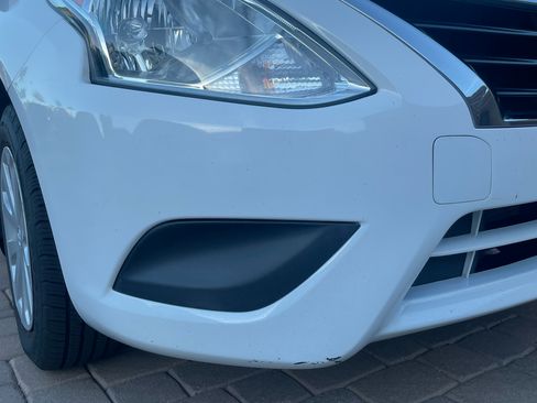 Used 2019 Nissan Versa S image 6