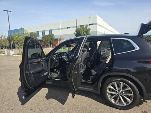 Used 2019 BMW X3 sDrive30i w/ Premium Package image 10
