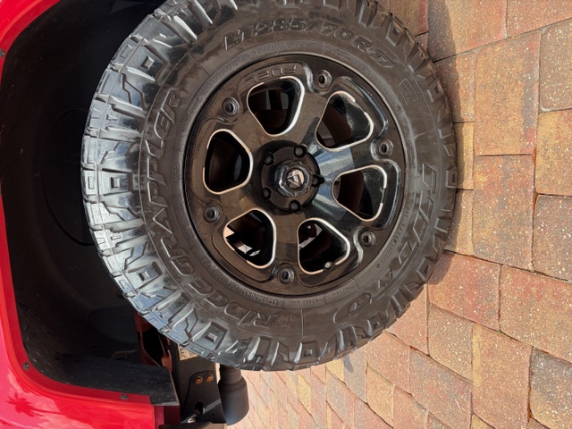 Used 2014 Jeep Wrangler Unlimited Sport AWD/4WD image 12