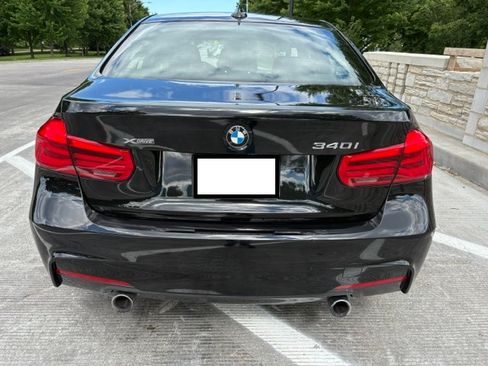Used 2018 BMW 340i xDrive Sedan AWD/4WD image 6
