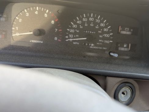 Used 1997 Toyota T100 SR5 image 7