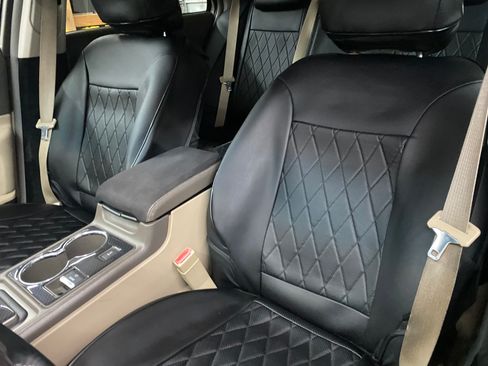 Used 2005 Lincoln LS RWD image 17